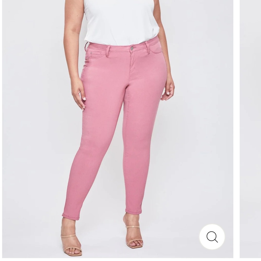 YMI Hyperstretch Mid-Rise Slim Fit Skinny Jeans - Size 17 - Dusty Rose/Pink NWOT